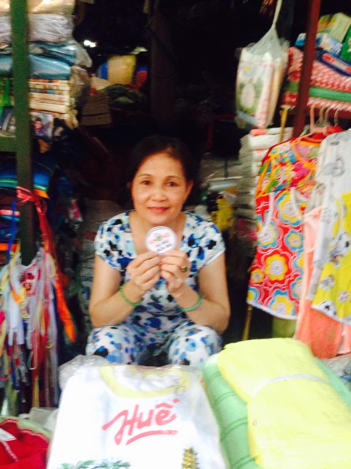 Tiểu[-]thương[-]chợ[-]Đông[-]Ba-[-]Huế[-]hưởng[-]ứng[-]"Không[-]xả[-]rác[-]bừa[-]bãi"